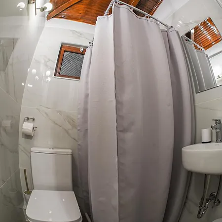 شقة Takis' Attic Agios Ilias (Elis)