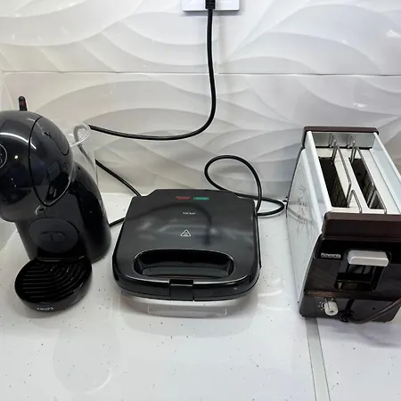 Takis' Attic * Ájosz Ilíasz