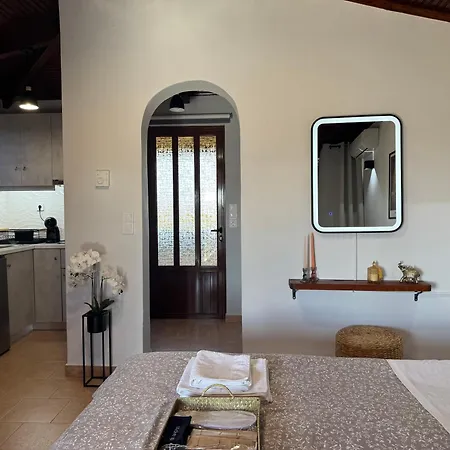 Takis' Attic Agios Ilias (Elis)