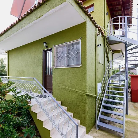 Takis' Attic Lägenhet Agios Ilias (Elis)