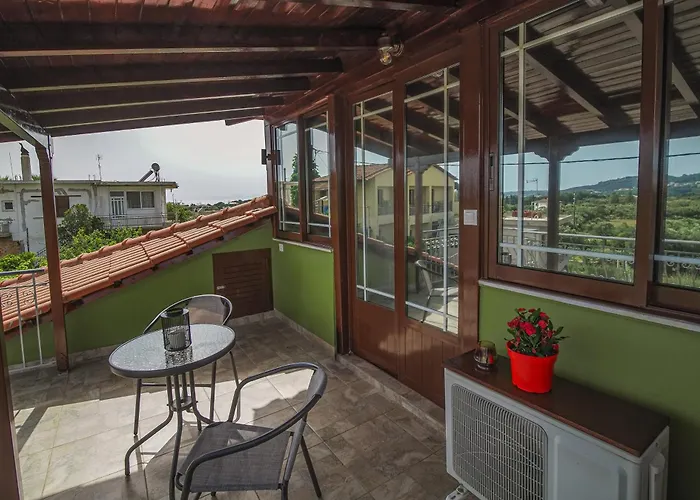 Takis' Attic Appartement *